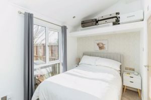 Photo 15- click for photo gallery